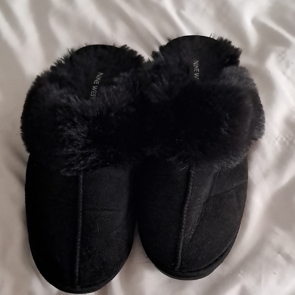 Nine West Black Faux-Fur Slip-On Slippers